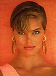 "LA MAS LINDAS..." 2 zoomed - arg. Para Ti 19.10.87 #3406 by Gilles Bensimon