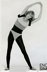 "RETROUVER LA FORME..." 1b zoomed 3 - french VOGUE 06-1983 # 637 by Mike Reinhardt