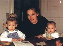 german ELLE Top Model April 1996 with kids 1