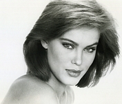 b/w Ron Capobianco - U.S. Connoisseur 7-83 "Collecting Beauties"